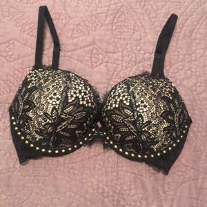 Victoria’s Secret Very Sexy Bra
